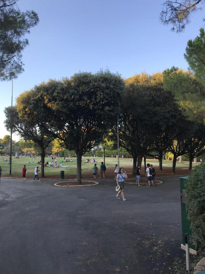 B&B Parco 2 Giugno バーリ エクステリア 写真